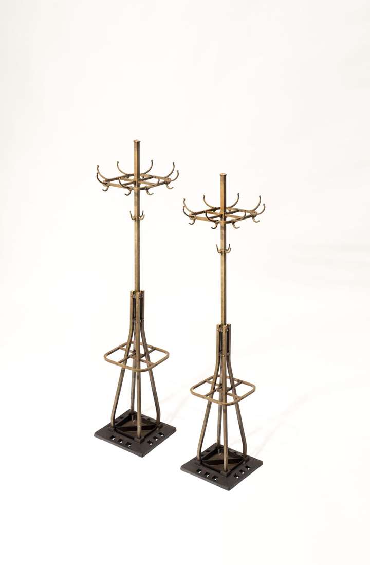 COAT AND HAT STAND